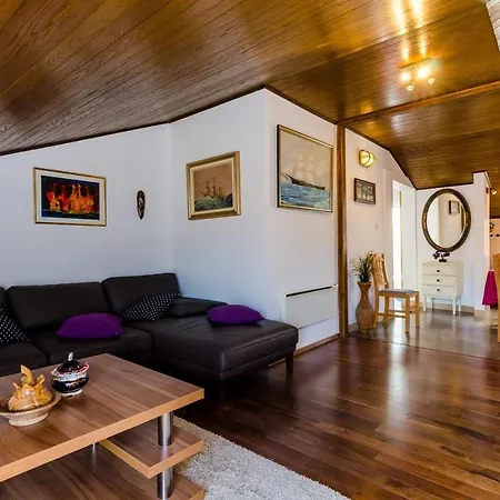 Beautiful Sea View - Two Bedroom With Balcony And Sea Vi... Appartamento Ragusa