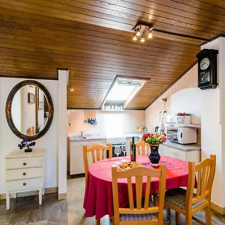 Beautiful Sea View - Two Bedroom With Balcony And Sea Vi... * Dubrovník